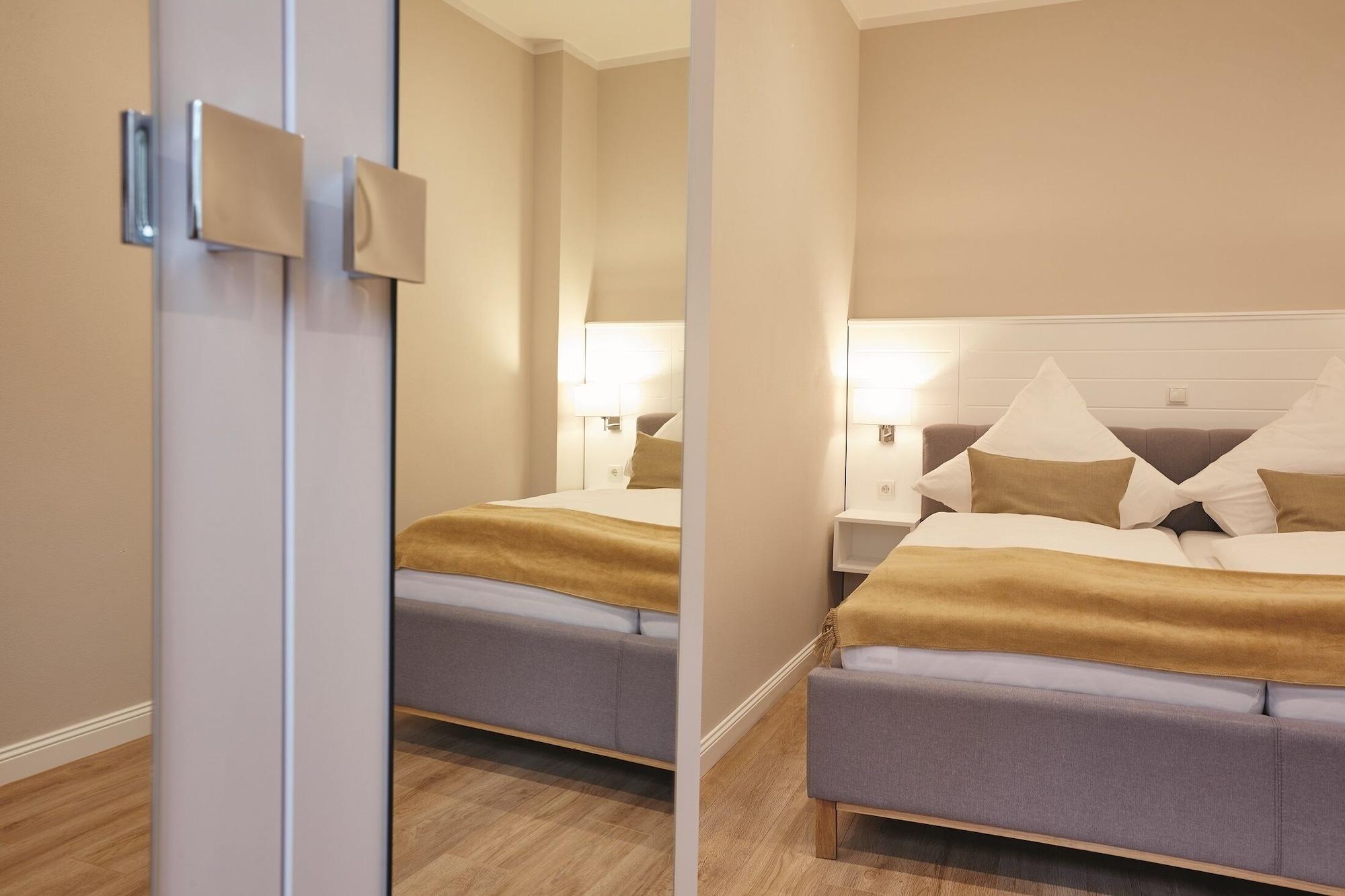 Hotel Zum Landsberger Hof Arnsberg Esterno foto